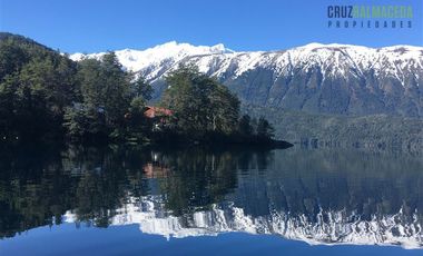 Casa en Venta en Espectacular Isla en el Lago Las Rocas, Puelo Alto