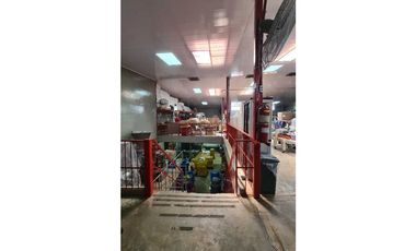 SE VENDE EDIFICIO DE PLANTA COMERCIAL