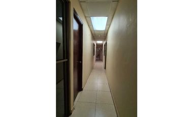 SE VENDE EDIFICIO DE PLANTA COMERCIAL