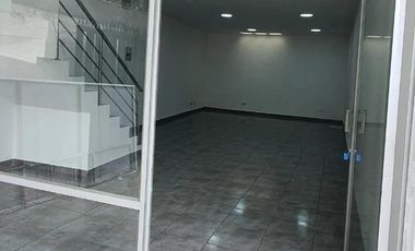La Mariscal, Local Comercial en renta, 110 m2, 2 ambientes, 2 baños, 1 parqueadero