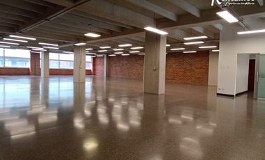 local en arriendo en guayabal. Cod A775544