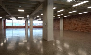 local en arriendo en guayabal. Cod A775544