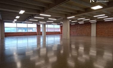 local en arriendo en guayabal. Cod A775544