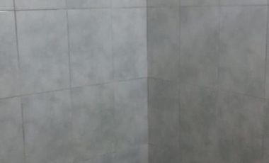 PH PLANTA BAJA FRENTE CON COCINA COMEDOR, AGUA CALIENTE POR TERMOTANQUE, BAÑO CON DUCHA Y BIDET Y 1 HABITACIÓN.