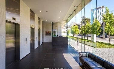 Local Comercial en Arriendo en Av. Vitacura - Los Abedules - Costanera Norte