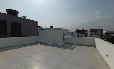 casa en venta en via bocono. Cod V31911