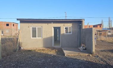 Casa en  Fernández Oro, Sector la Falda