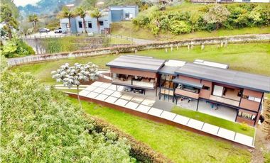 Casa Campestre en Las Palmas para la venta con vista la ciudad