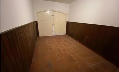 Residencia frente al Mar. Ideal uso comercial. U$S 450.000