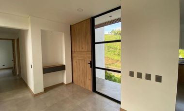 casa en venta en alfaguara. Cod V17104