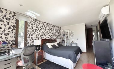 CASA EN VENTA AL LADO DE LA ALIANZA FRANCESA, EXCELENTE PREC