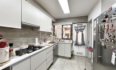 CASA EN VENTA AL LADO DE LA ALIANZA FRANCESA, EXCELENTE PREC