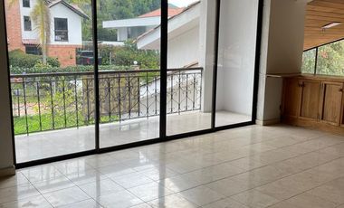 CASA CAMPESTRE EN ARRIENDO EN LA FLORIDA- VILLAMARIA