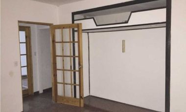 CASA COMERCIAL PARA OFICINA O COMERCIO EN BETANIA