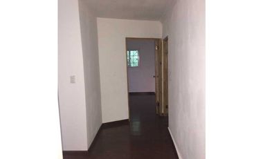CASA COMERCIAL PARA OFICINA O COMERCIO EN BETANIA