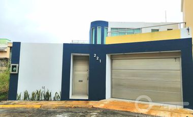 CASA EN VENTA FRACC. PARAISO COATZACOALCOS VERACRUZ.