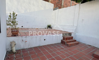 casa en arriendo en la libertad. Cod A3497