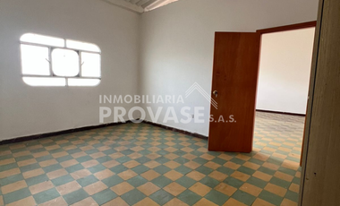 casa en arriendo en la libertad. Cod A3497