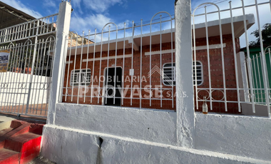 casa en arriendo en la libertad. Cod A3497