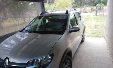 Casa en Domselaar sobre amplio terreno. Excelente ubicación