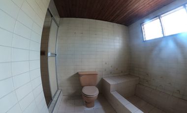 COD. 296aho - SE ARRIENDA CASA COMERCIAL - BARRIO: SAN CARLOS