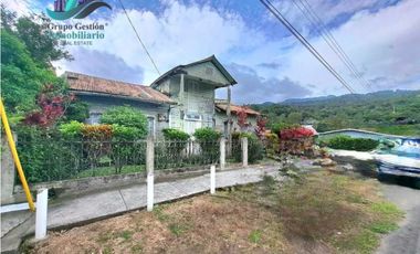 VENDO LOTE DE 709M2 BAJO BOQUETE