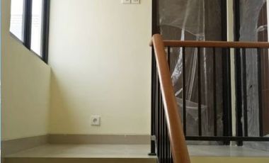 Disewakan Rumah Cluster Balsa Green Ara