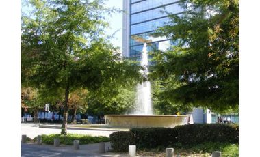ARRIENDO OFICINA BARRIO EL GOLF, METRO ALCANTARA