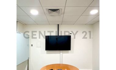 ARRIENDO OFICINA BARRIO EL GOLF, METRO ALCANTARA