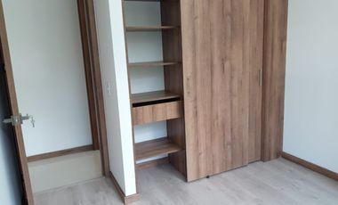 apartamento en arriendo en la cuenca. Cod A27468