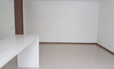 apartamento en arriendo en la cuenca. Cod A27468