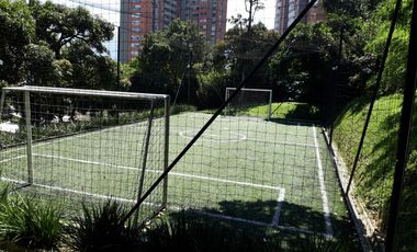 apartamento en arriendo en la cuenca. Cod A27468