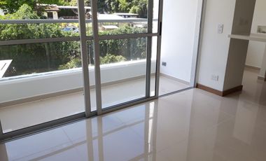 apartamento en arriendo en la cuenca. Cod A27468