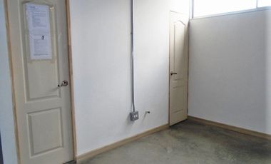 PR12247 OFICINA A LA RENTA EN SIMON BOLIVAR - ITAGUI