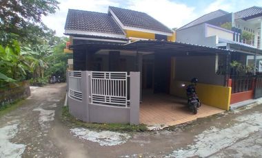 Dijual Rumah Siap Huni di Dekat LPMP Jogja Hanya 400 Jtan