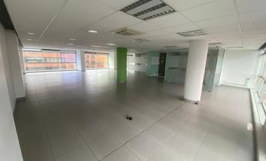edificio en arriendo/venta en el nogal. Cod A700102