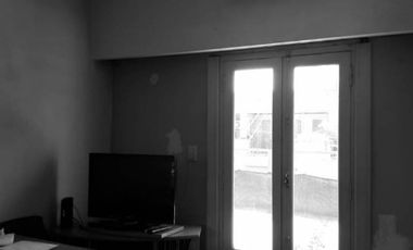 Departamento Tipo Casa en venta en Lanus Este