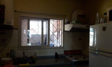 Departamento Tipo Casa en venta en Lanus Este