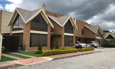 casa en venta en canelon. Cod V4409
