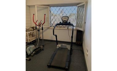 OPORTUNIDAD !!! Gran chalet de 4 amb con escritorio en dos plantas con garage doble