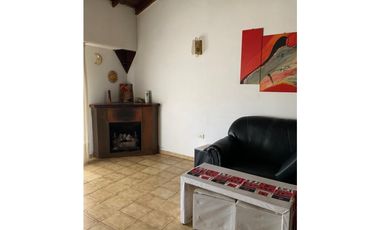 OPORTUNIDAD !!! Gran chalet de 4 amb con escritorio en dos plantas con garage doble