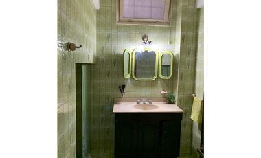 OPORTUNIDAD !!! Gran chalet de 4 amb con escritorio en dos plantas con garage doble