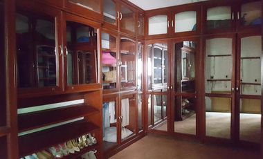 En fraccionamiento exclusivo de 14 casas lago cancha de tenis