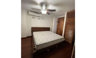 SE ALQUILA APARTAMENTO AMOBLADO  EN CASCO VIEJO 1 RECAMARA $800