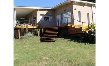 OPORTUNIDAD CHALET CON HERMOSA VISTA SIERRA DE LOS PADRES