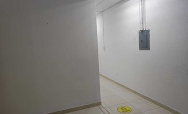 Renta Oficina de 40m2 en Florencia Col. Juárez