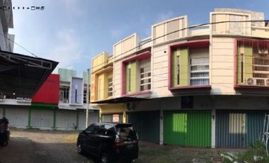 Ruko Nol jalan Nasional Bunder Gresik, Strategis