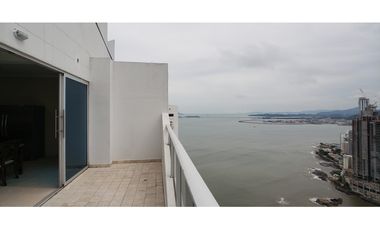 REMATE PENTHOUSE EN PUNTA PACIFICA - 2 PISOS COMPLETOS FRENTE AL MAR