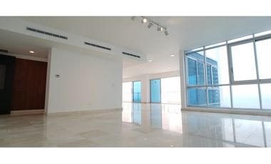 REMATE PENTHOUSE EN PUNTA PACIFICA - 2 PISOS COMPLETOS FRENTE AL MAR