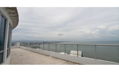 REMATE PENTHOUSE EN PUNTA PACIFICA - 2 PISOS COMPLETOS FRENTE AL MAR